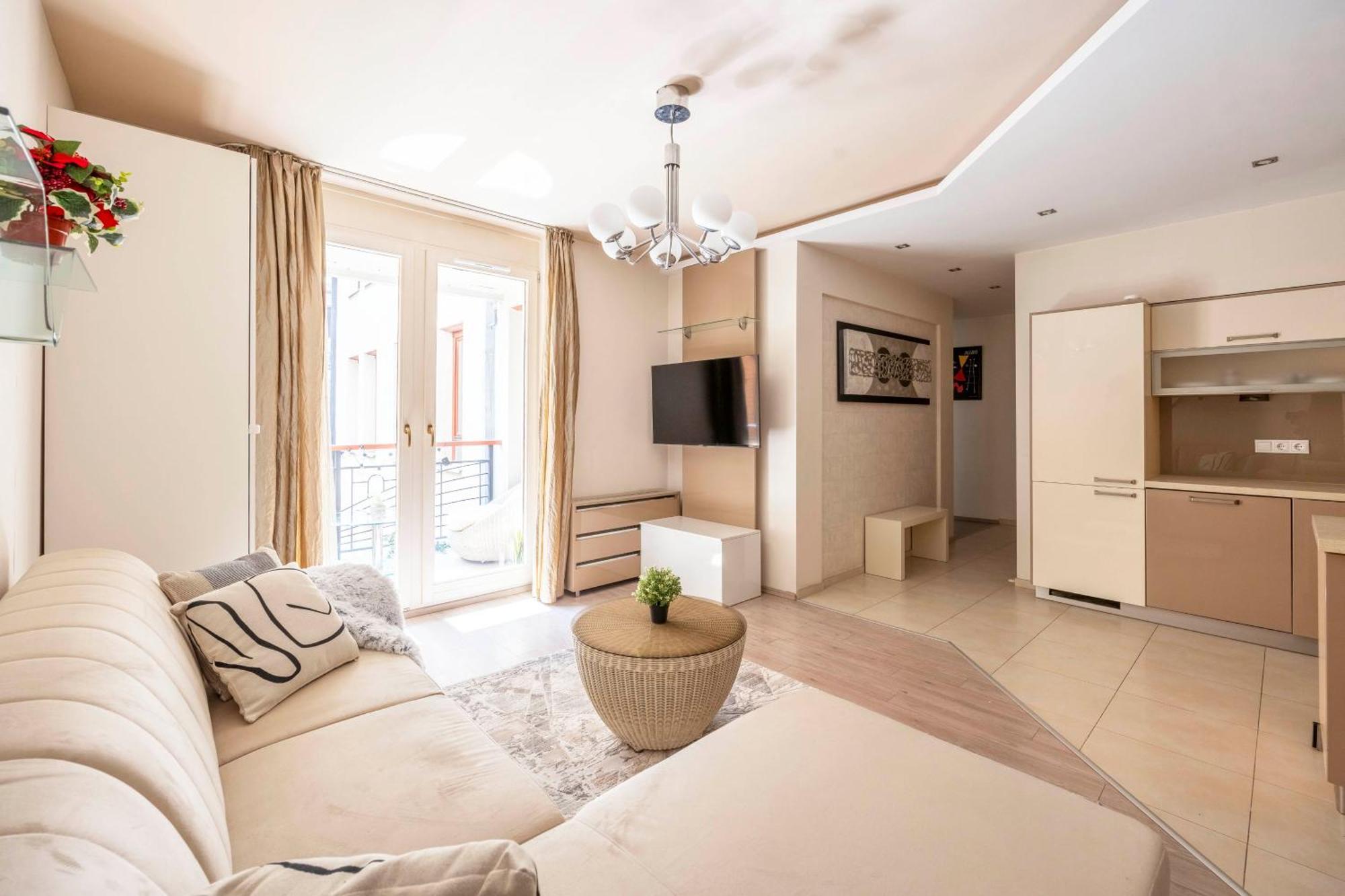 Exclusive Central Suite With Balcony By Prestige Homes Budapest Ngoại thất bức ảnh