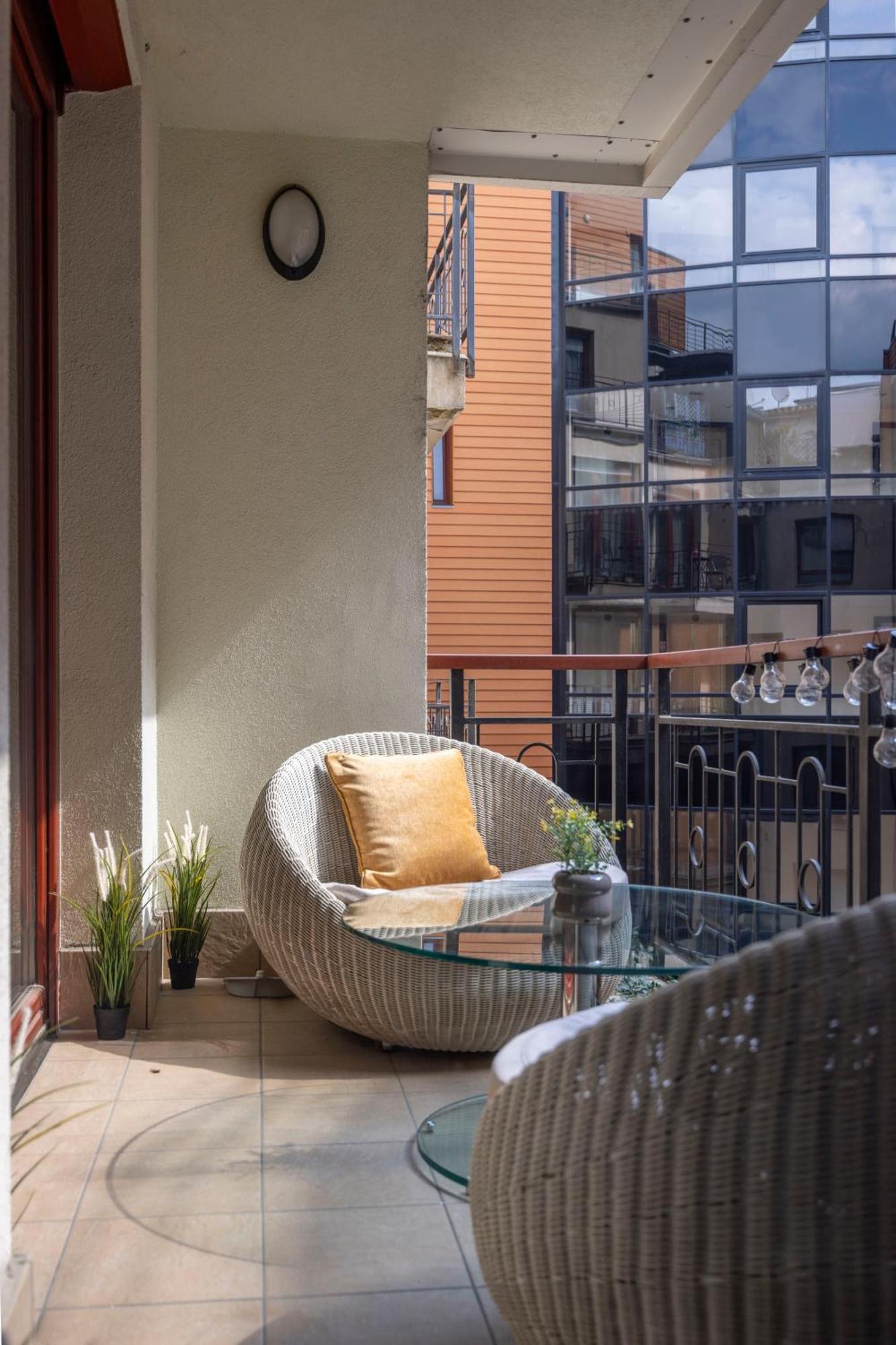Exclusive Central Suite With Balcony By Prestige Homes Budapest Ngoại thất bức ảnh