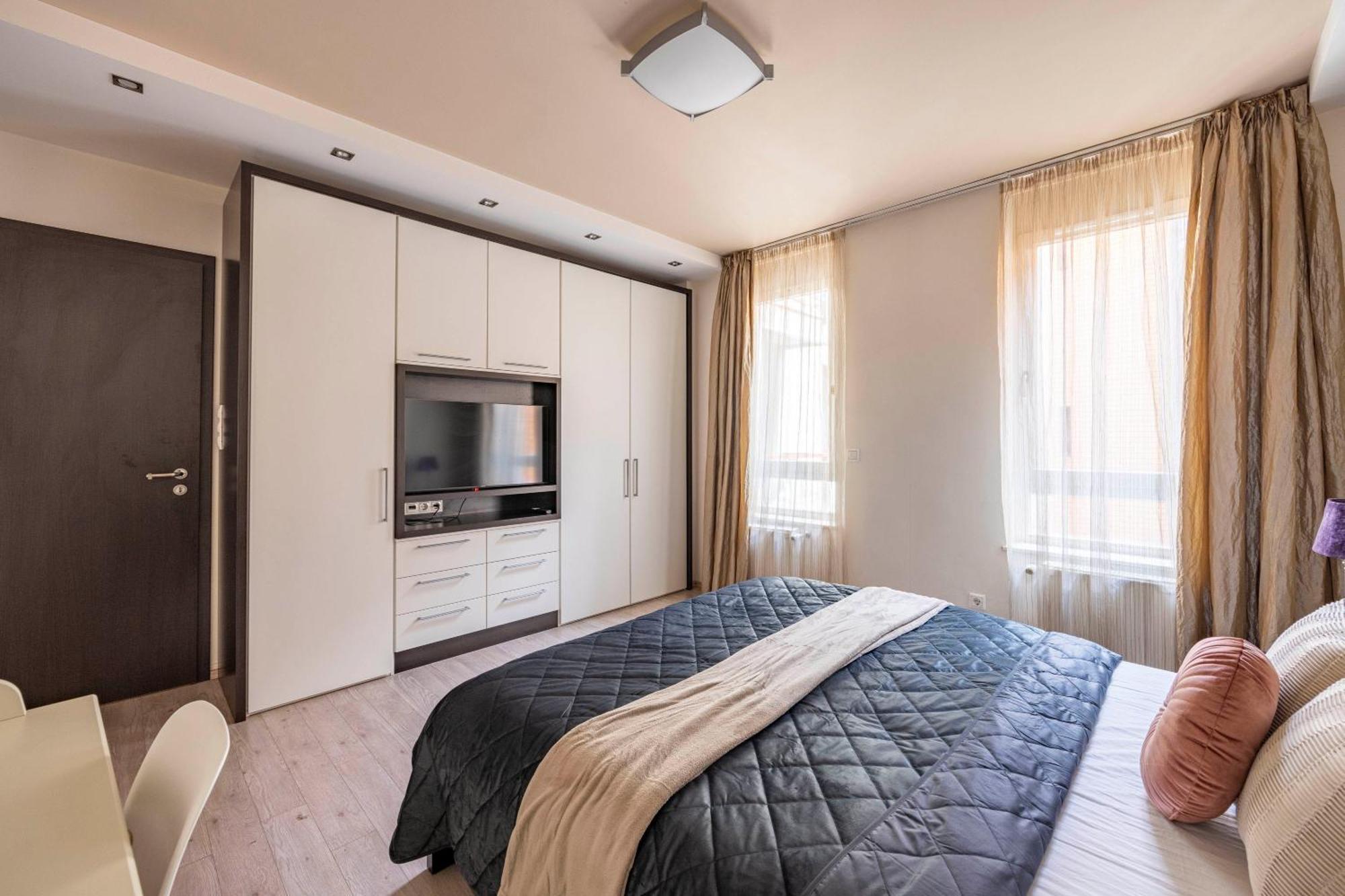 Exclusive Central Suite With Balcony By Prestige Homes Budapest Ngoại thất bức ảnh